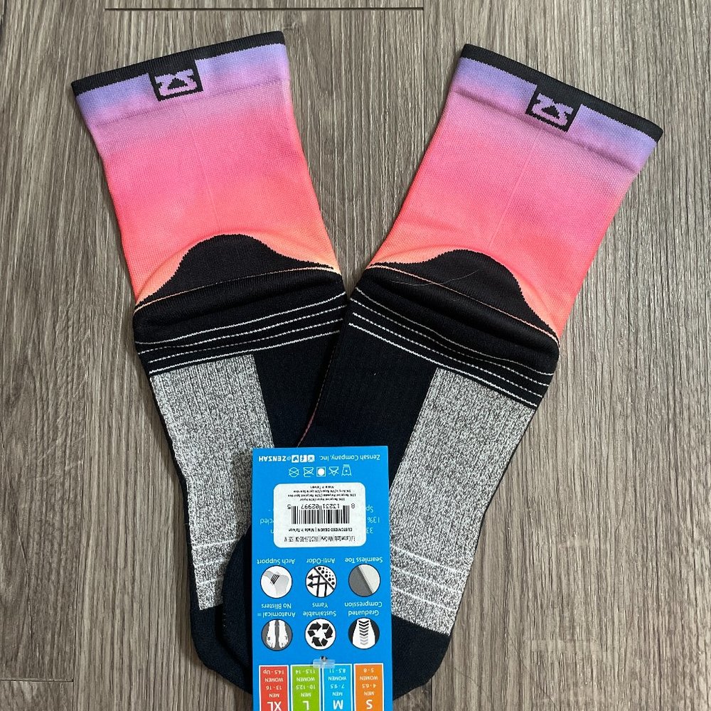 Performance Compression Socks - Gradient  Pattern - Picture 2 of 2